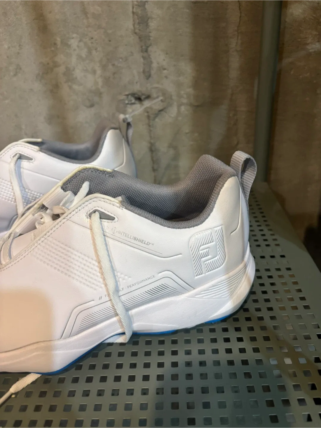 FootJoy Club Shield Golf Shoes - White image indicator(4)