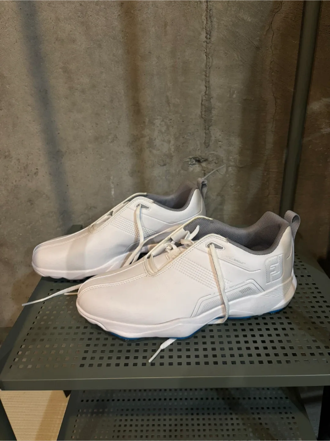 FootJoy Club Shield Golf Shoes - White image indicator(2)