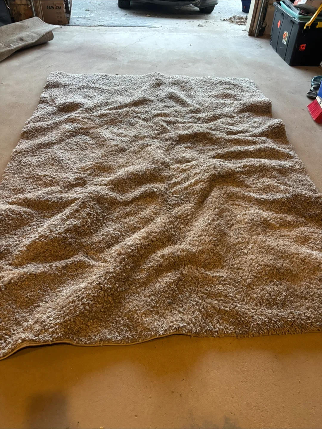 Brooklyn Collection Grey Rug - 79x114 in