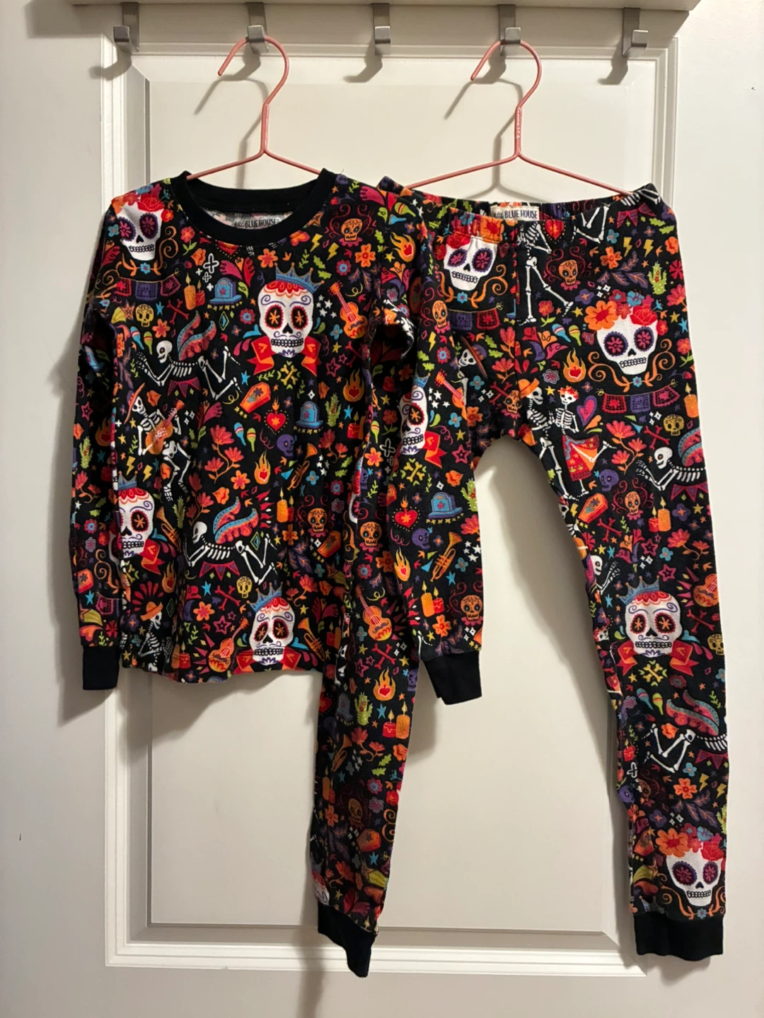 Cranston: Little Blue House Halloween pj set Sz 10