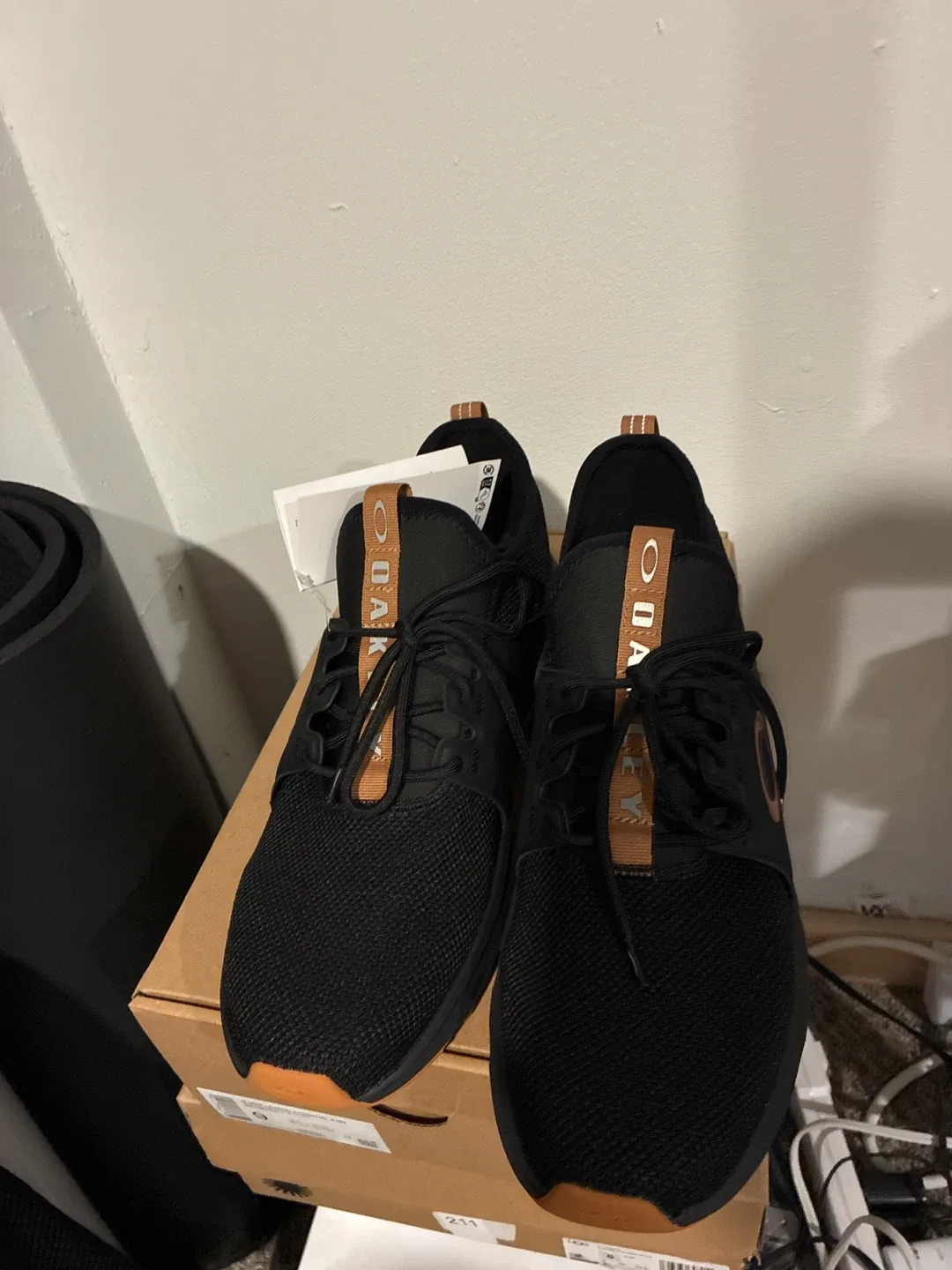 Oakley DRT 02 Breakout Shoes - US 11.5 image indicator(2)