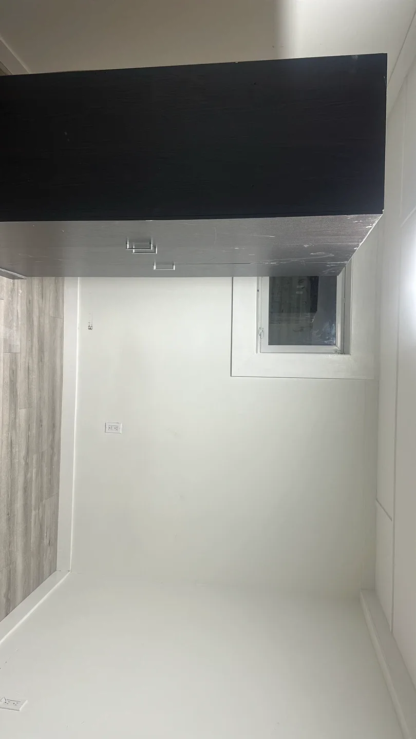 2 bedroom  1 bathroom basement  for rent image indicator(4)