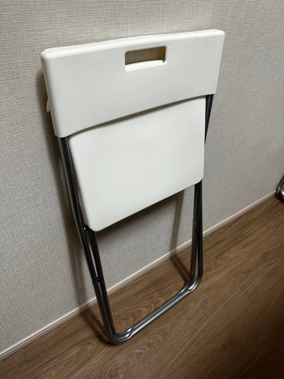 IKEA White Folding Chair image indicator(2)