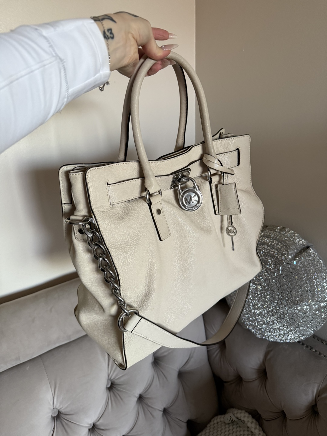Michael Kors Cream Leather Tote Bag - photo 2