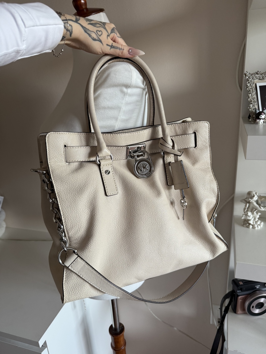 Michael Kors Cream Leather Tote Bag - photo 5