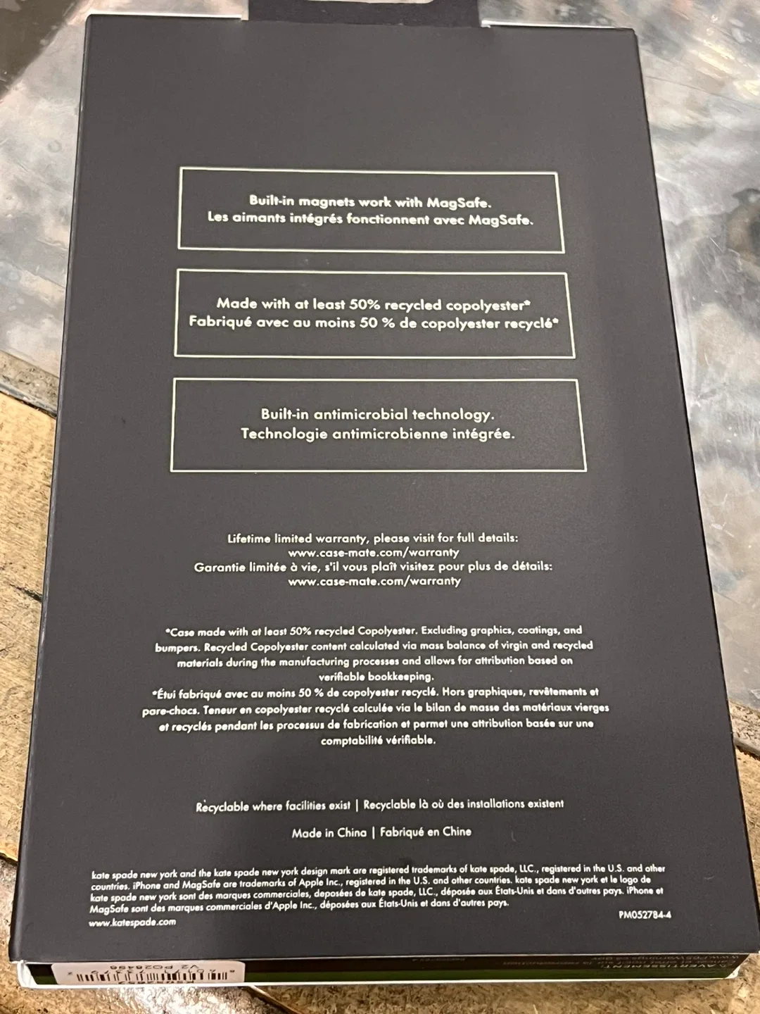 Kate Spade Case - iPhone 15 Pro Max image indicator(3)