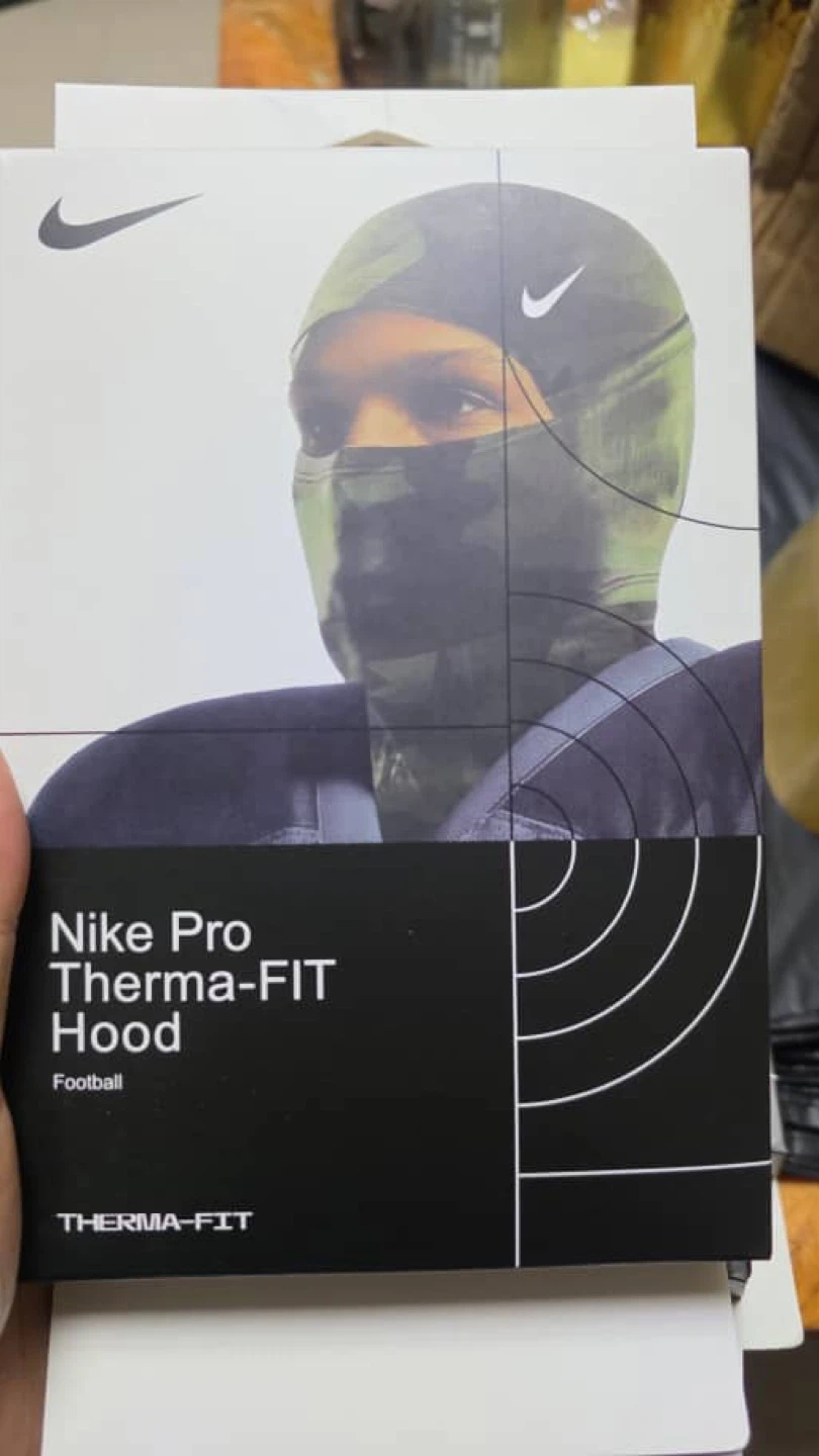 New Nike Pro Therma-FIT Hood