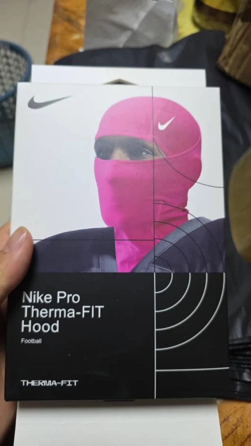 New Nike Pro Therma-FIT Hood image indicator(3)