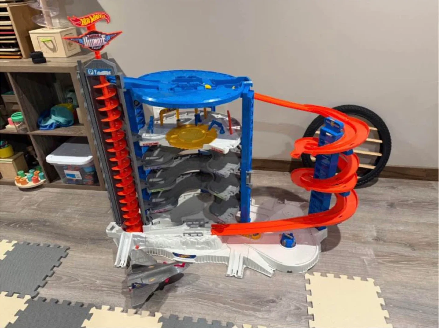 Hot Wheels Super Ultimate Garage Playset
