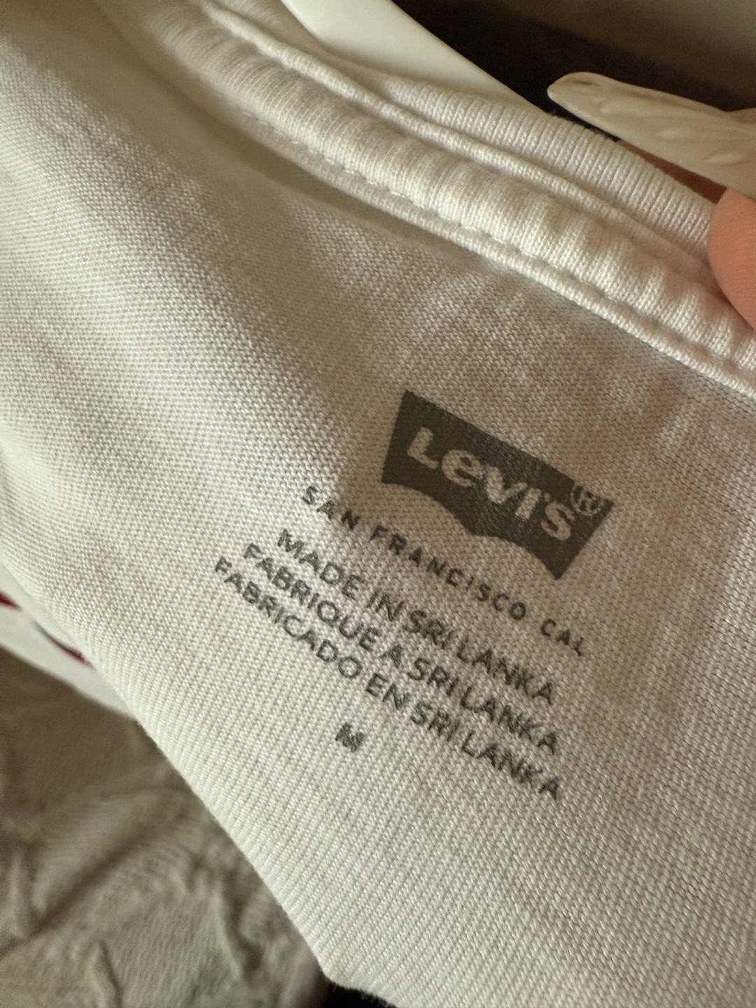 Levi's White Tee - Size M - photo 3