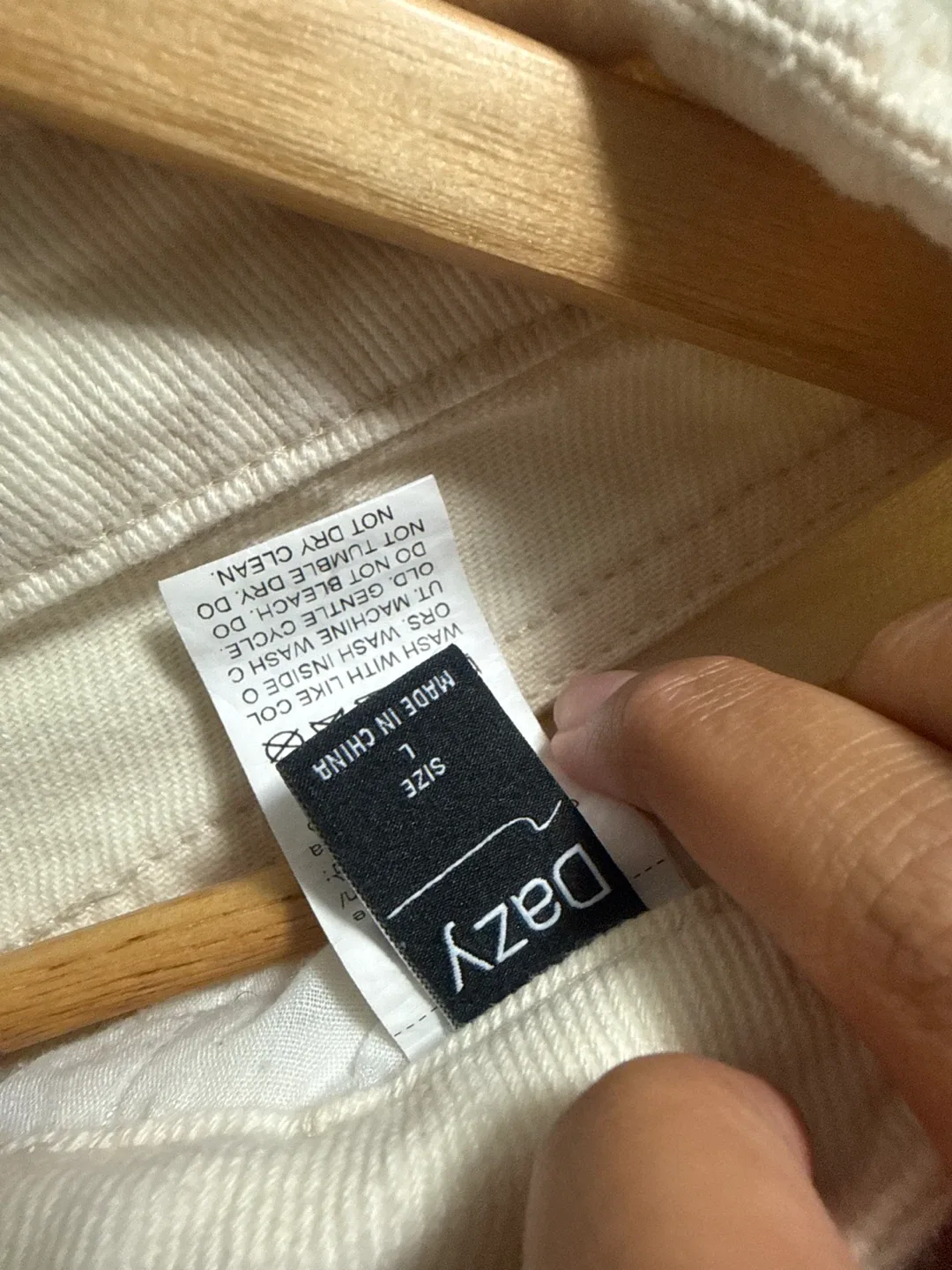 Dazy Cream Wide Leg Jeans - Size L image indicator(2)