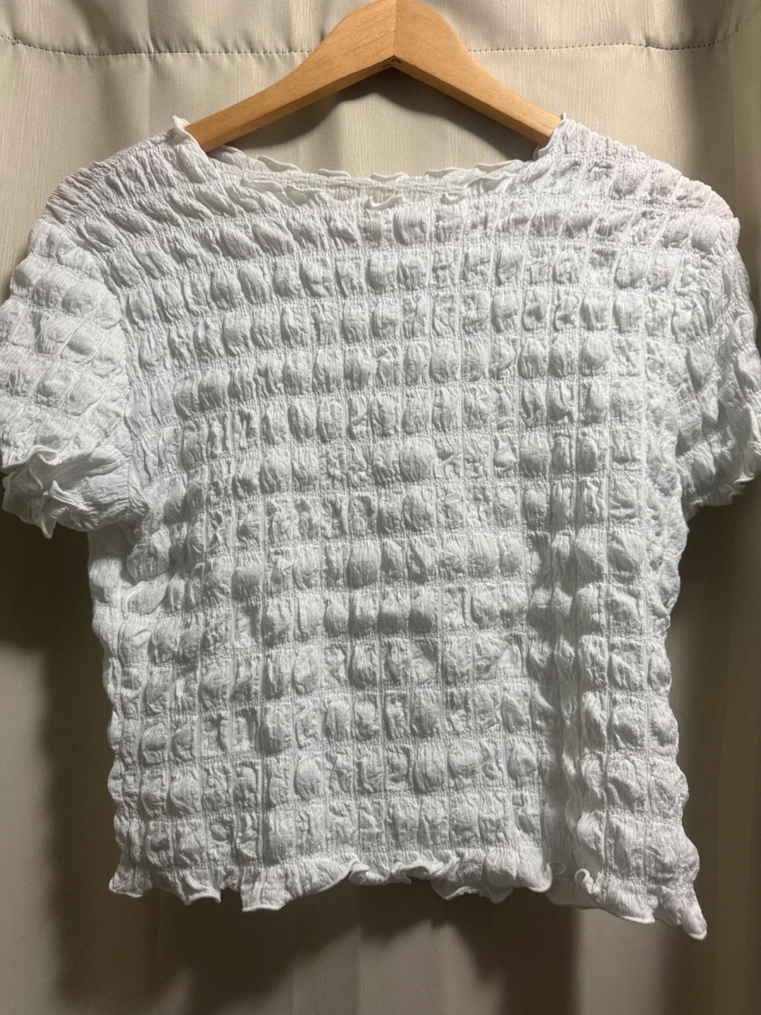 GU White Textured Top - Size ASIAN XL