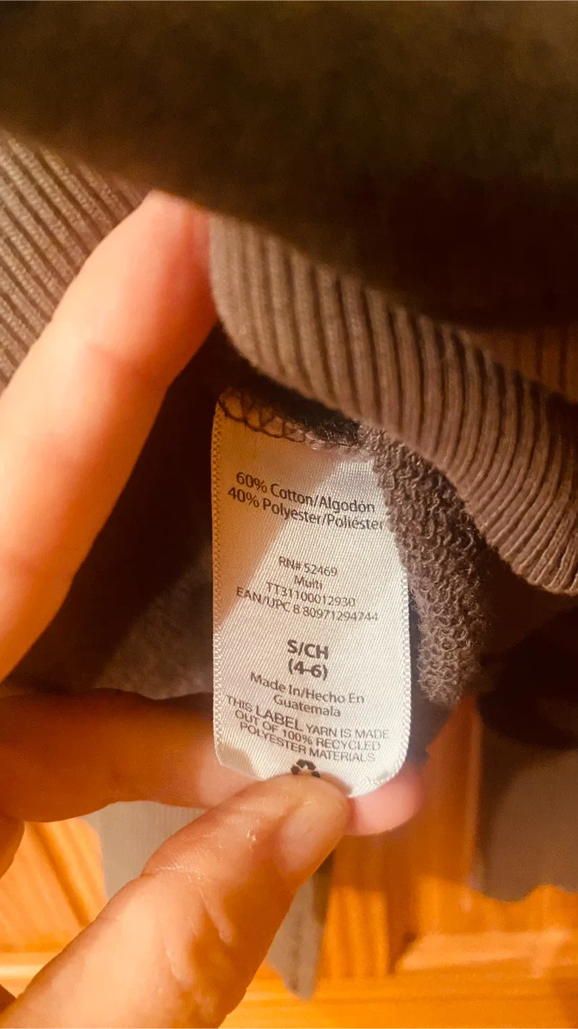 Time and Tru Camo Pullover - Size M image indicator(5)