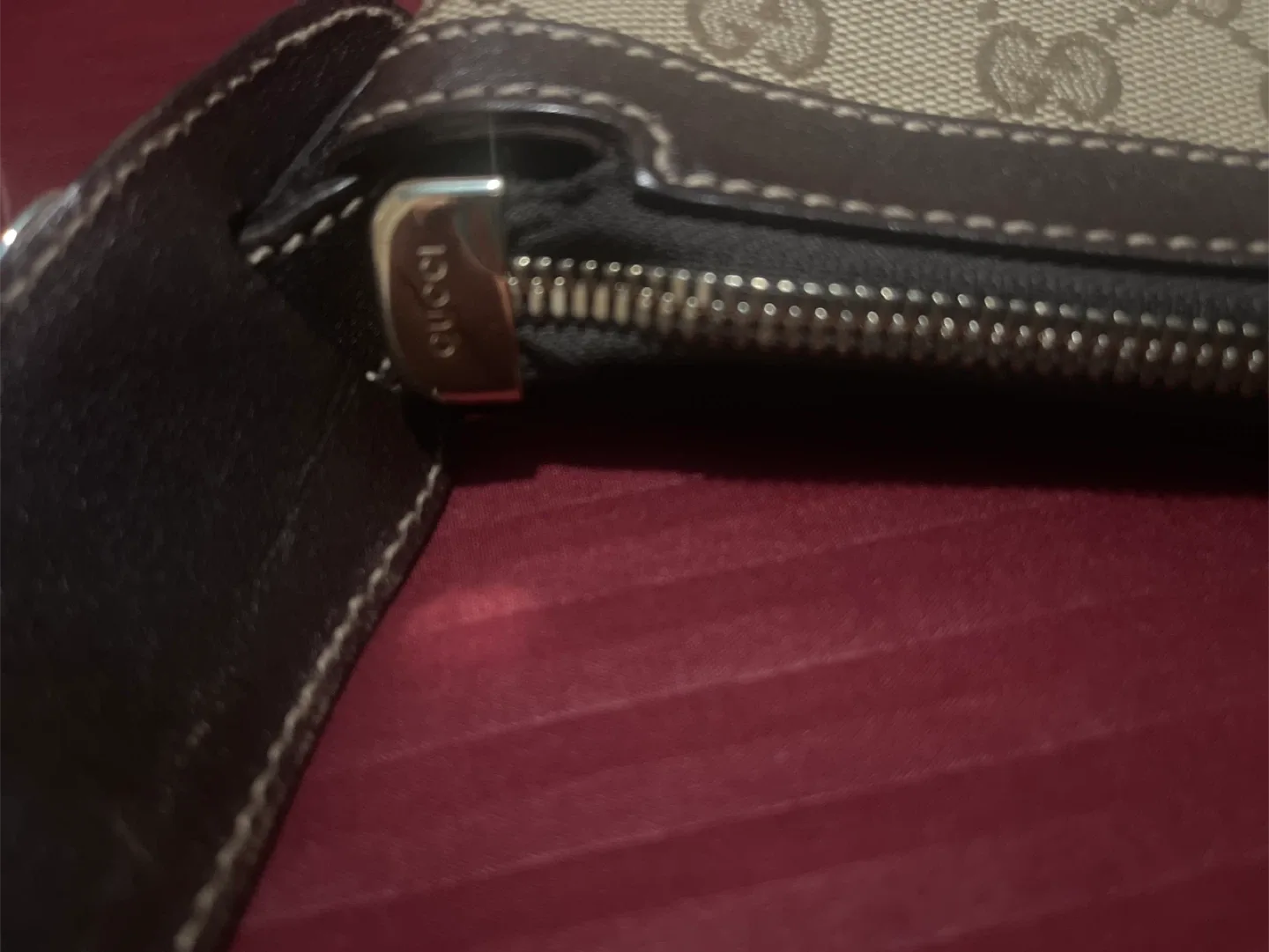 Gucci Canvas Shoulder Bag image indicator(2)