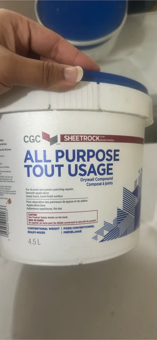 CGC Sheetrock All Purpose Drywall Compound - 4.5 L image indicator(2)