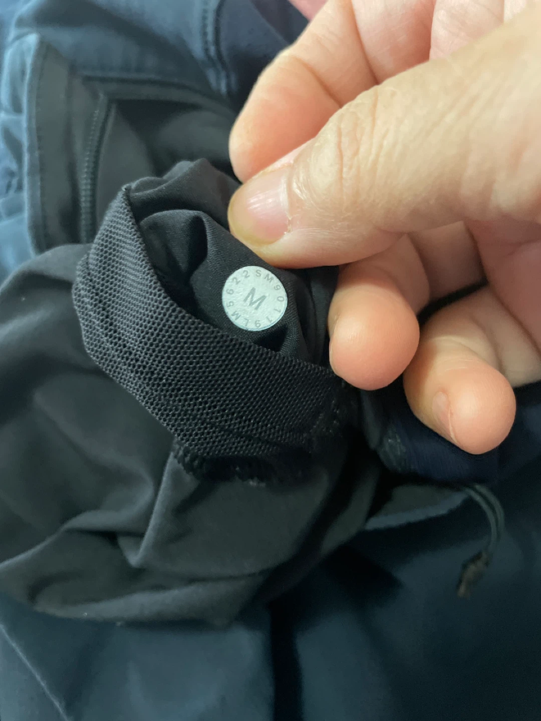 Lululemon Jogger Pants - Size M - photo 4