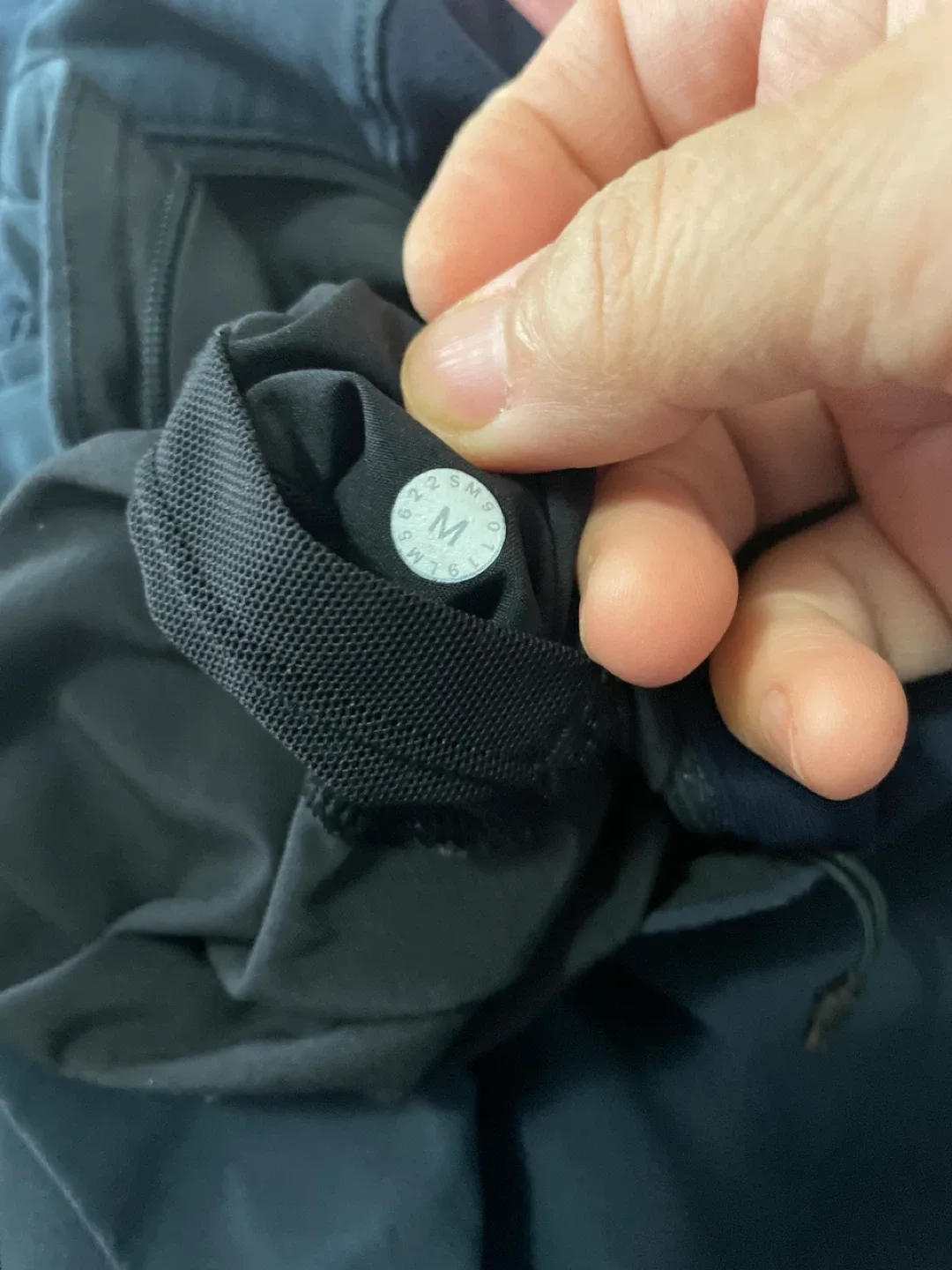 Lululemon Jogger Pants - Size M image indicator(4)