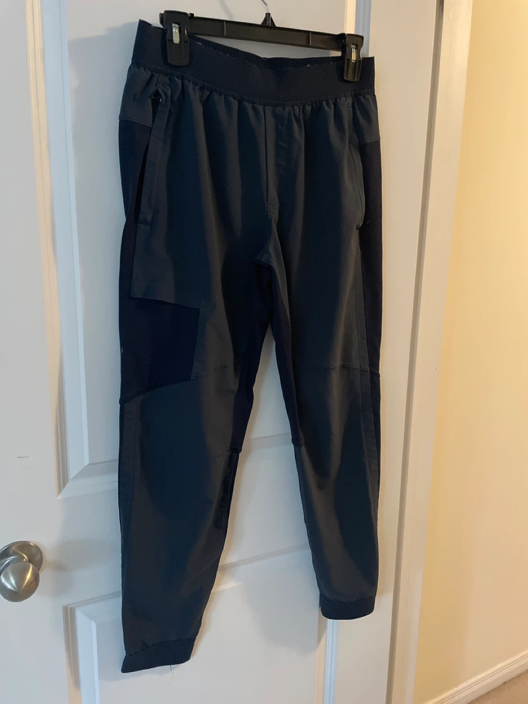 Lululemon Jogger Pants - Size M