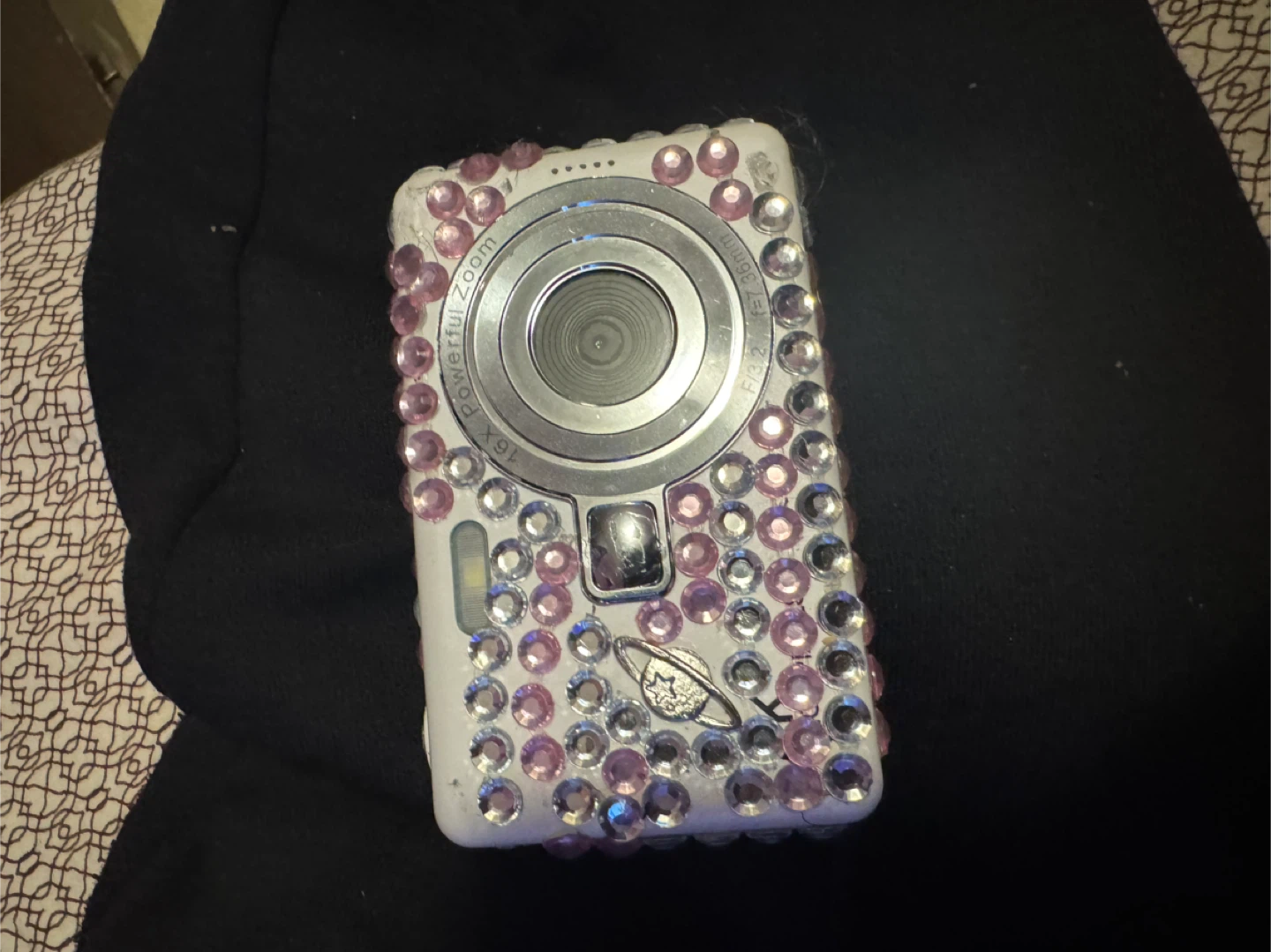 Digital Camera with Rhinestones (32memory card)