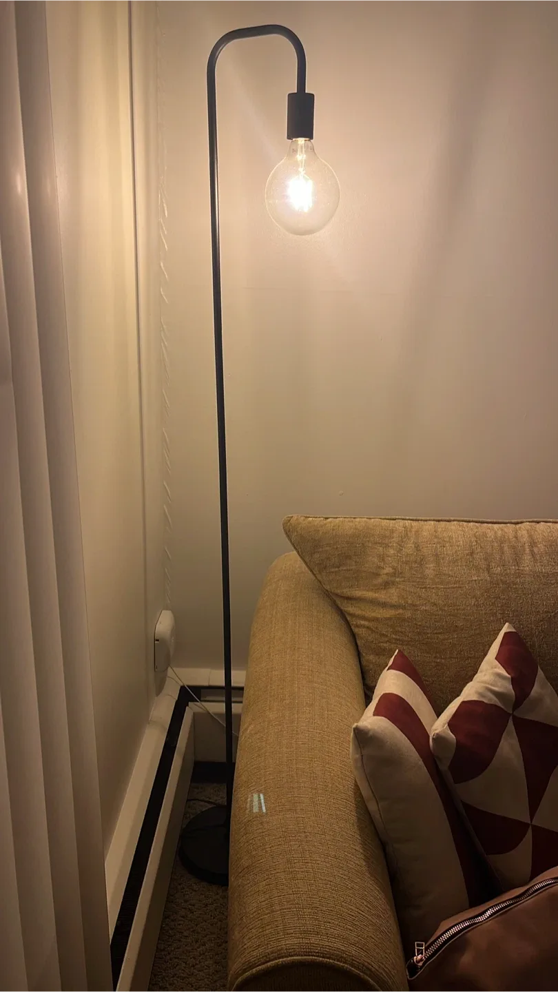 Black Floor Lamp