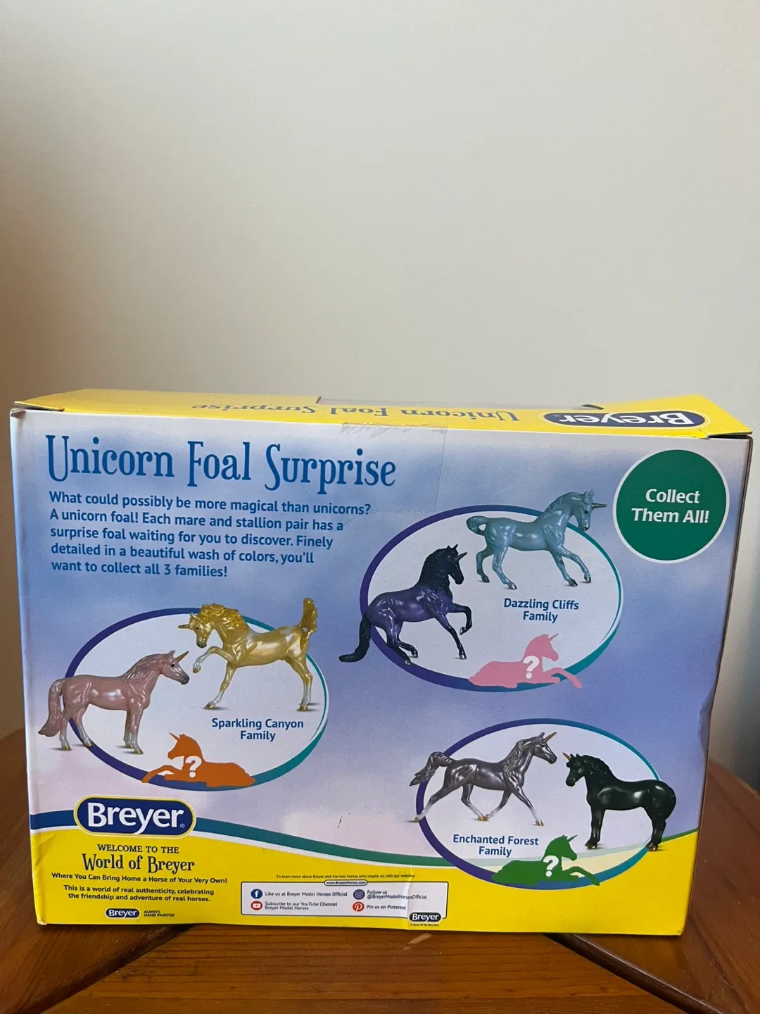 Breyer Unicorn Foal Surprise - New in Box! image indicator(2)