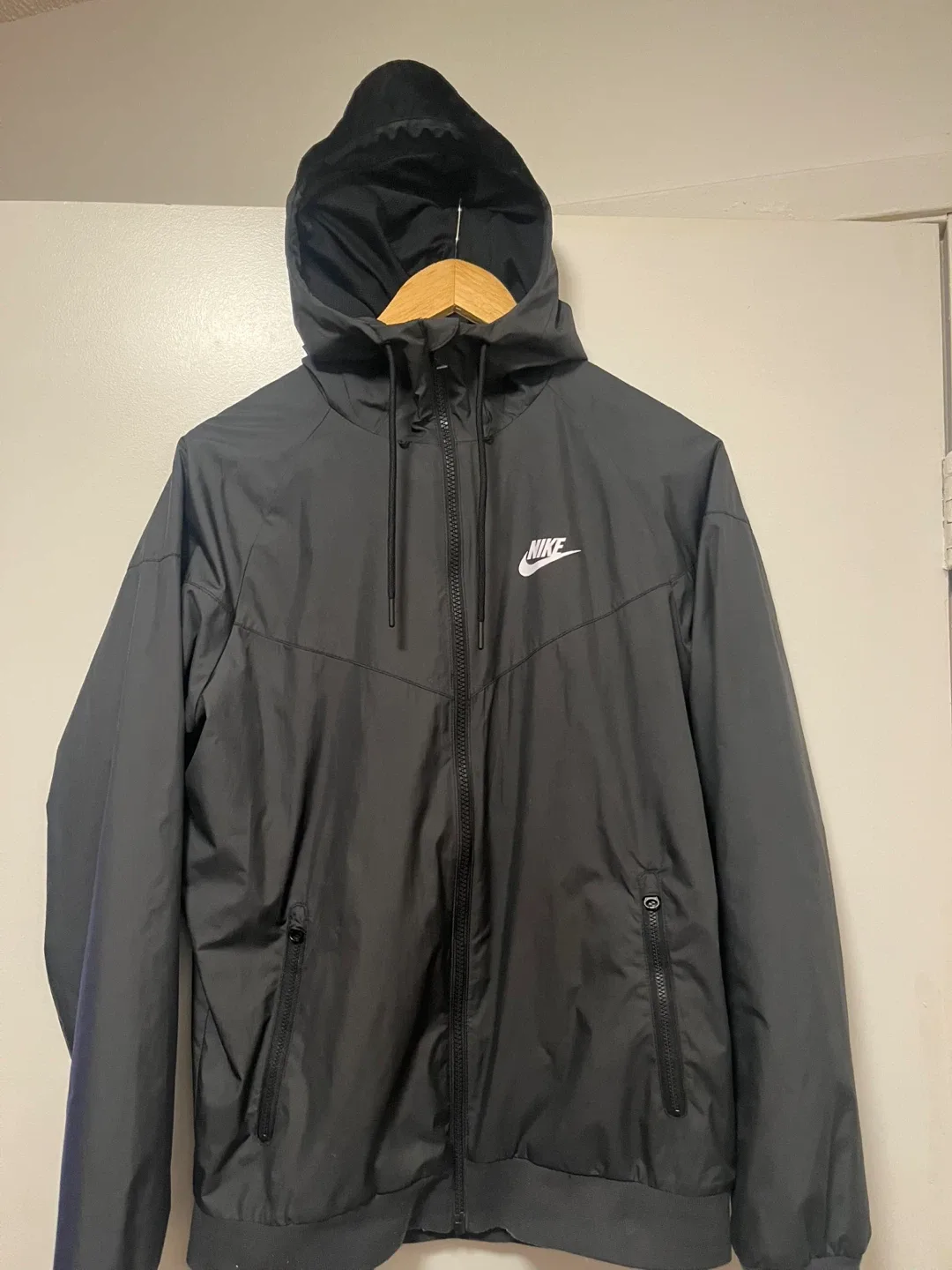 Black waterproof zip up hood, Nike jacket adult small unisex image indicator(2)