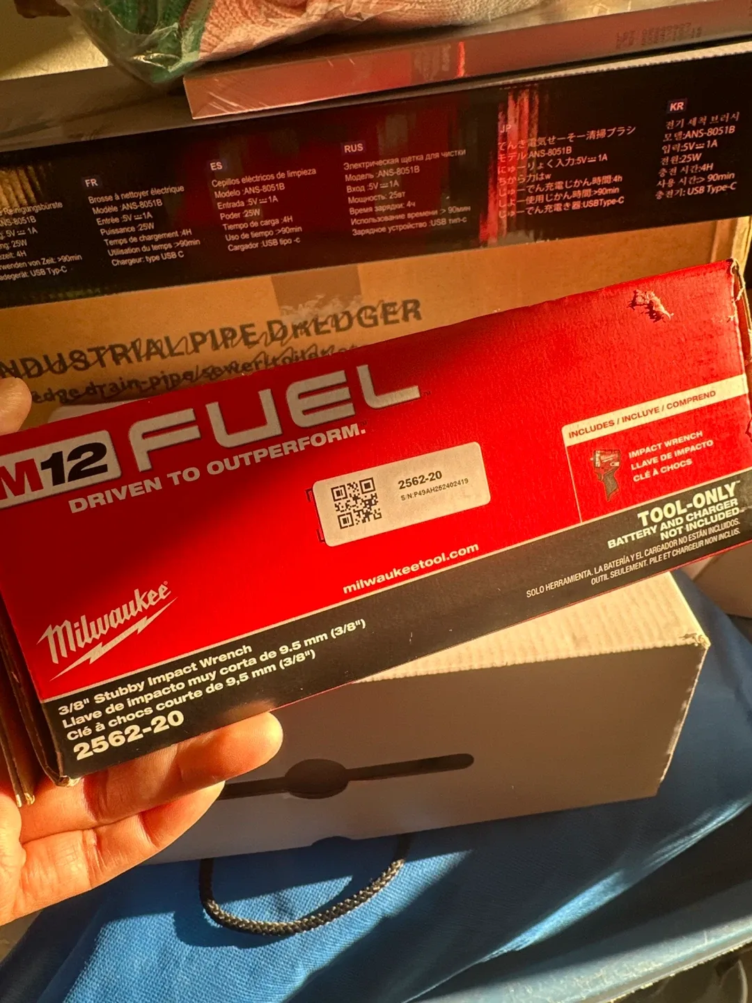 Milwaukee M12 FUEL 3/8" Stubby Impact Wrench - NEW image indicator(2)