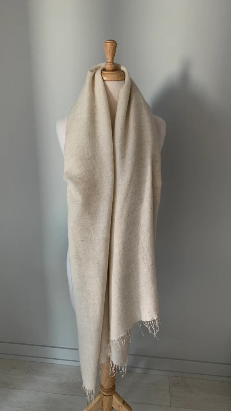 Vintage Premium Pure Lamb Wool & Cashmere Shall Unisex image indicator(2)