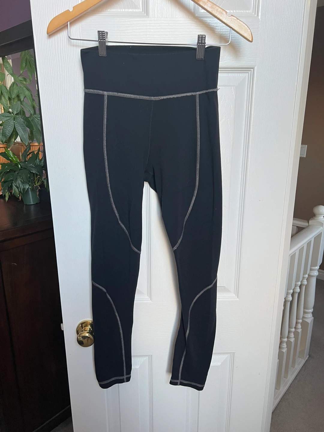 Tna Black butter Leggings - Size Small