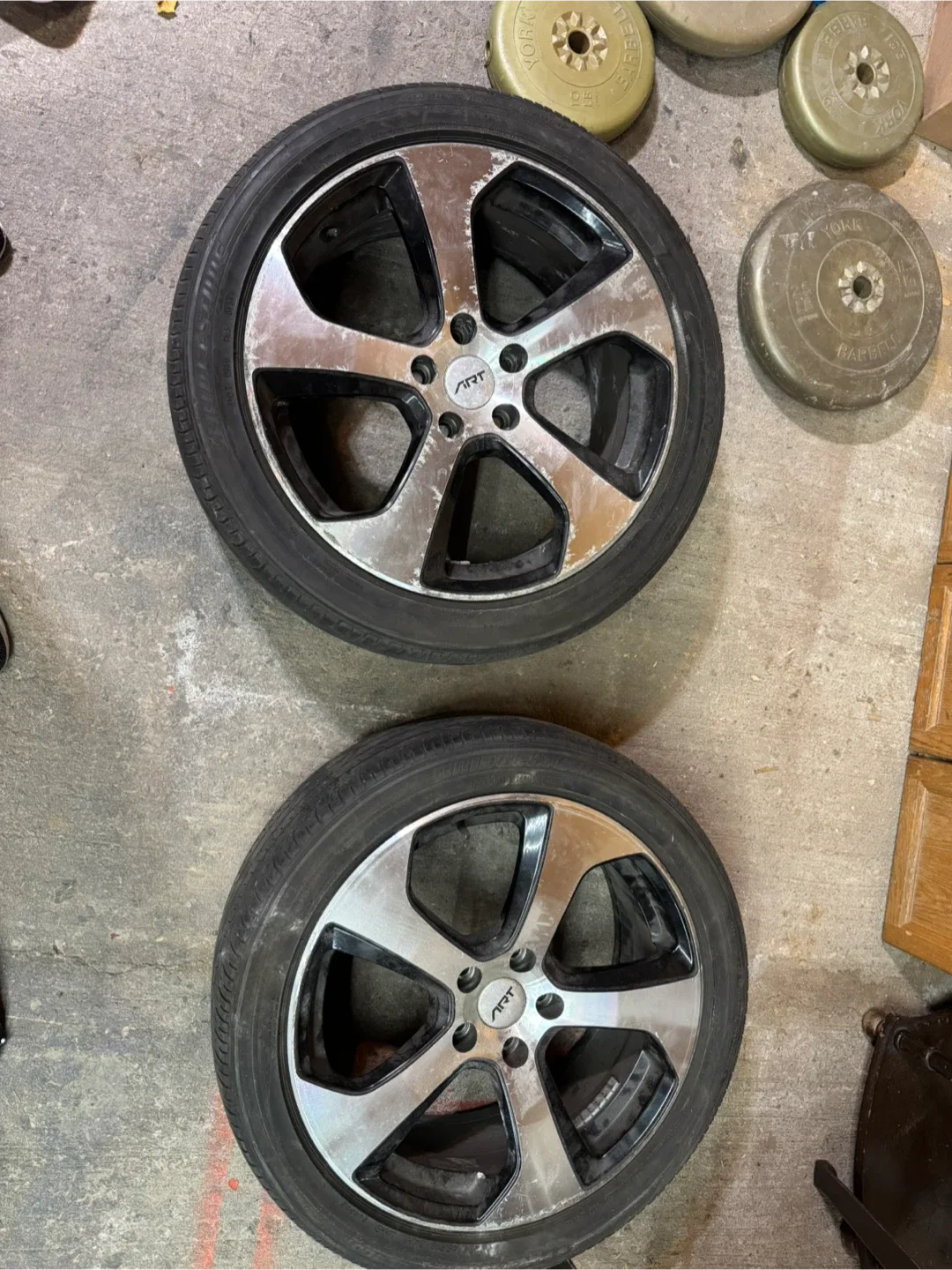 Set of ART Wheels (Tire Free) 235/45R18 image indicator(2)