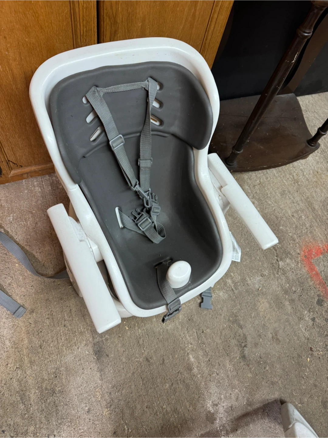 High Chair/ Booster Seat - White/Grey - photo 3