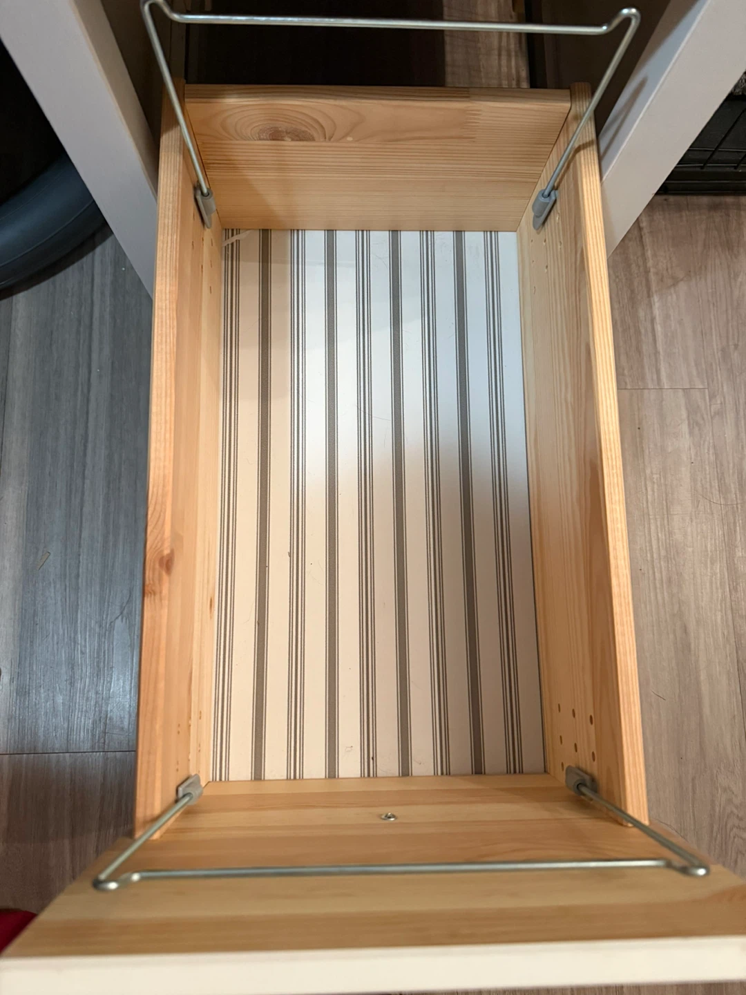 IKEA Hemnes desk - photo 5