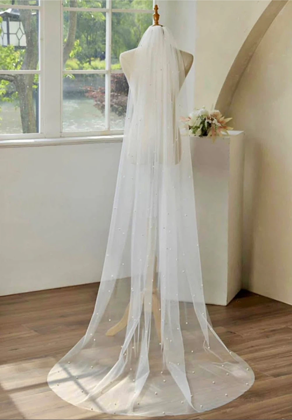 Pearl Embellished Wedding Veil - New
