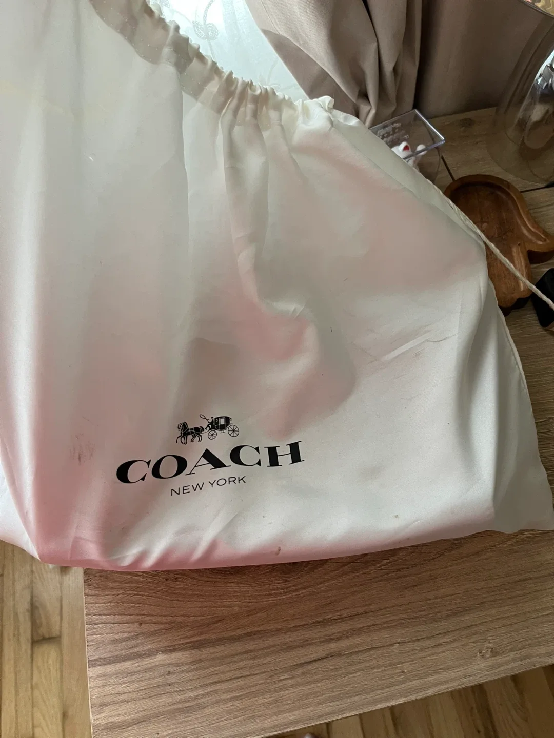 Coach Leather Handbag – Burgundy – Gold Chain image indicator(6)