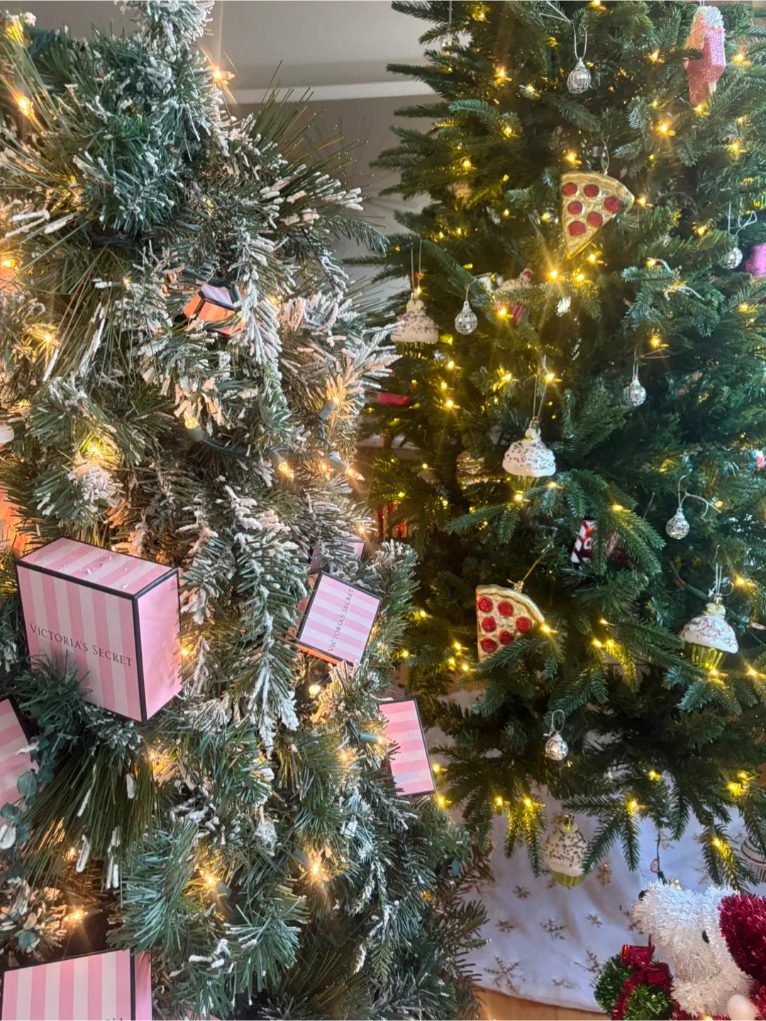 Victoria's Secret -Snow Flocked Christmas Tree - 4 feet Tall  -