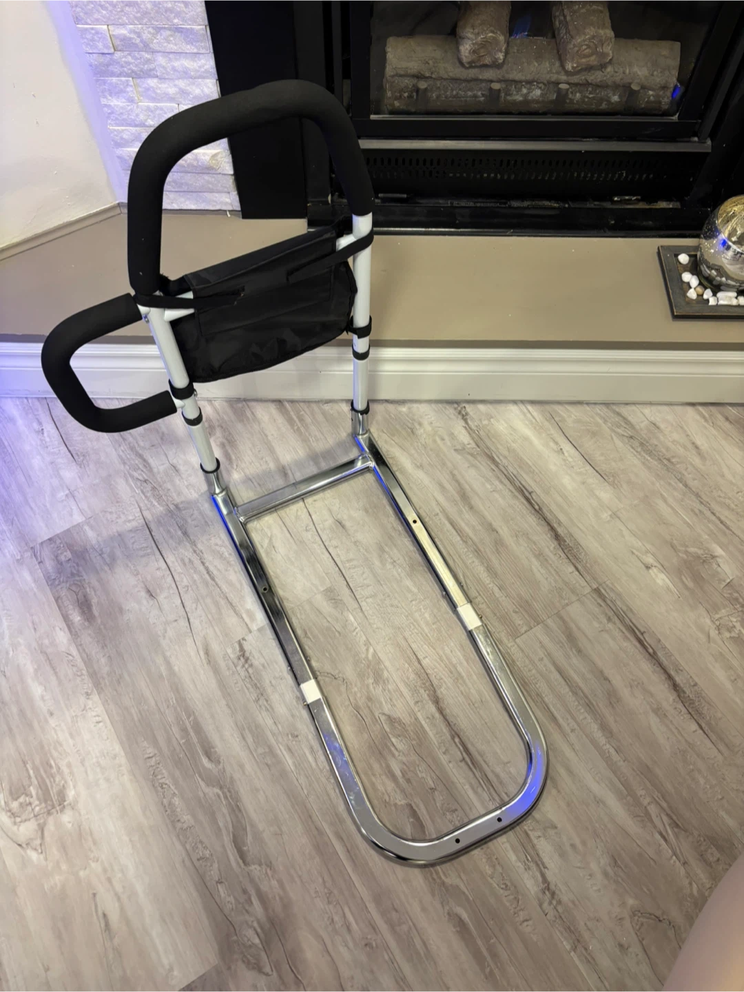 WHOMEC Bed Assist Rail with Double Grab Bars - photo 3
