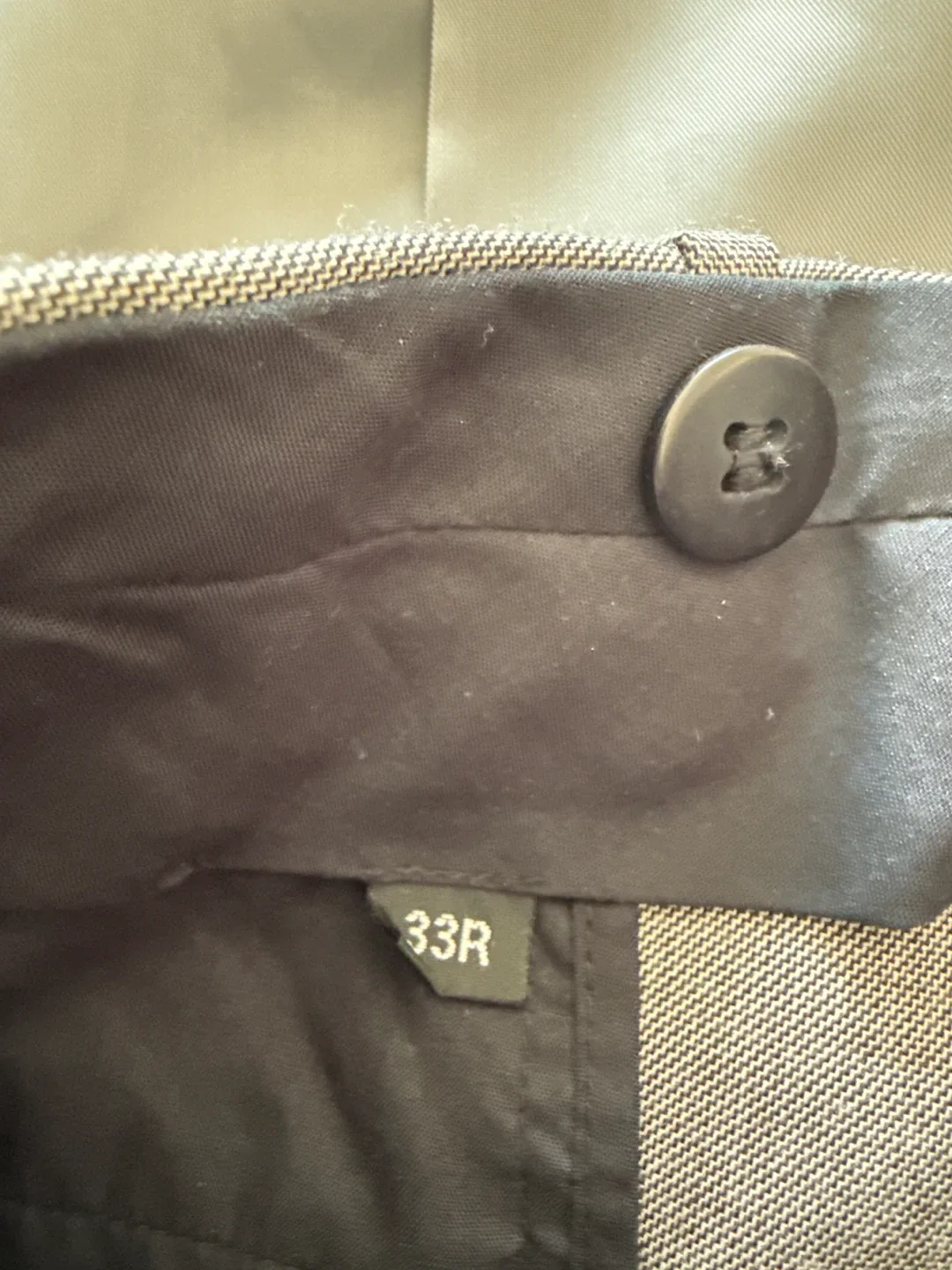 GIOVANNO Couture Italiano Suit image indicator(6)