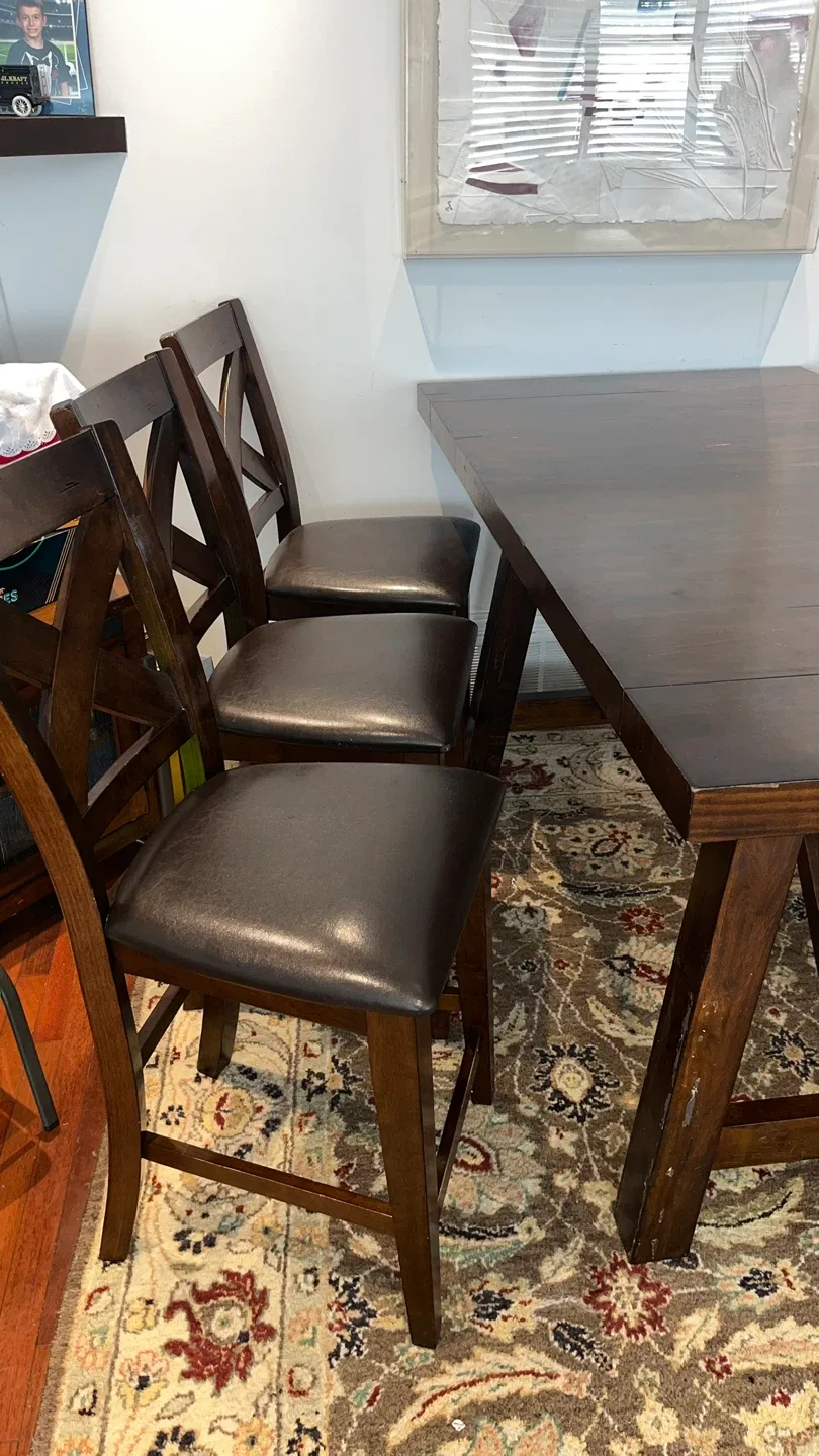 Dining Table and Chairs Set