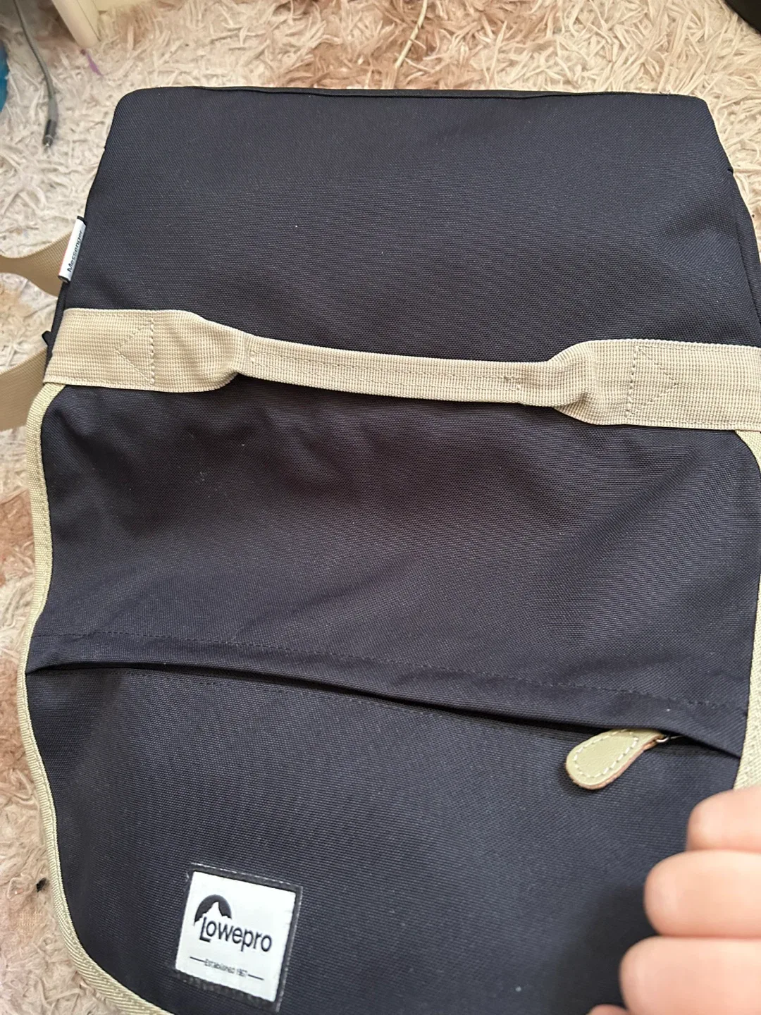 Lowepro Camera Bag - Black image indicator(5)