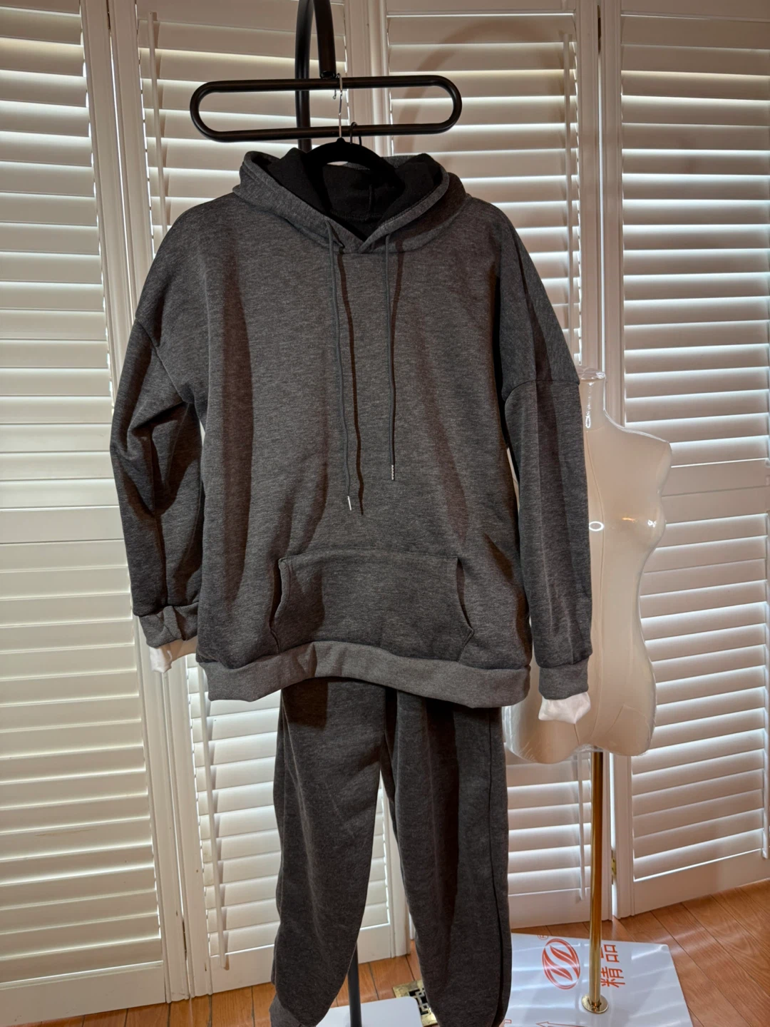 Hoodie and Sweatpants Set - photo 3