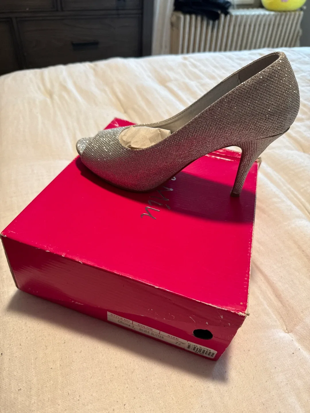 Nina Silver Glitter Heels - Size 7.5