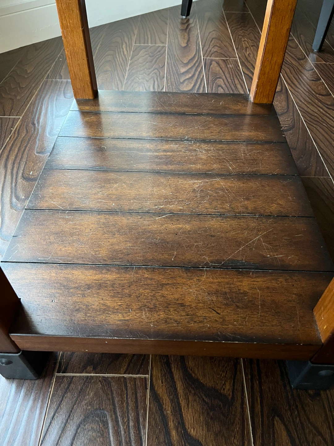Wood Coffee Table and 2 end tables - photo 4