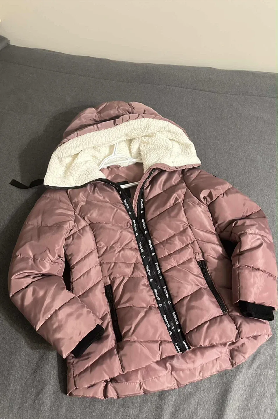 Reebok Puffer Jacket - Pink
