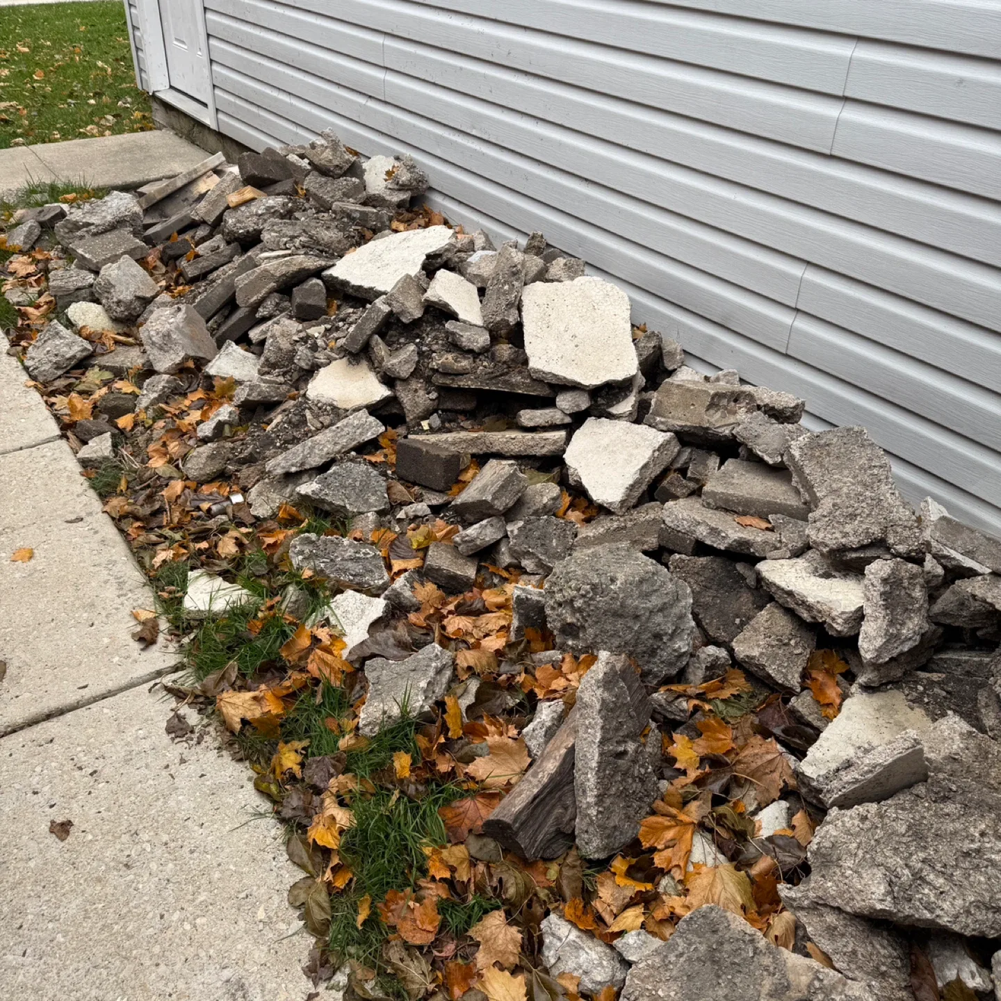 Cement pieces and some slabs free image indicator(2)