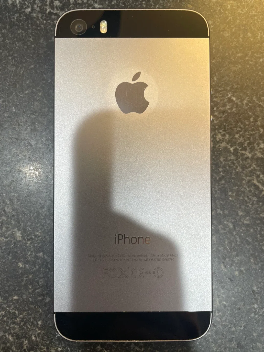 Apple iPhone 5s Space Gray 16GB image indicator(4)