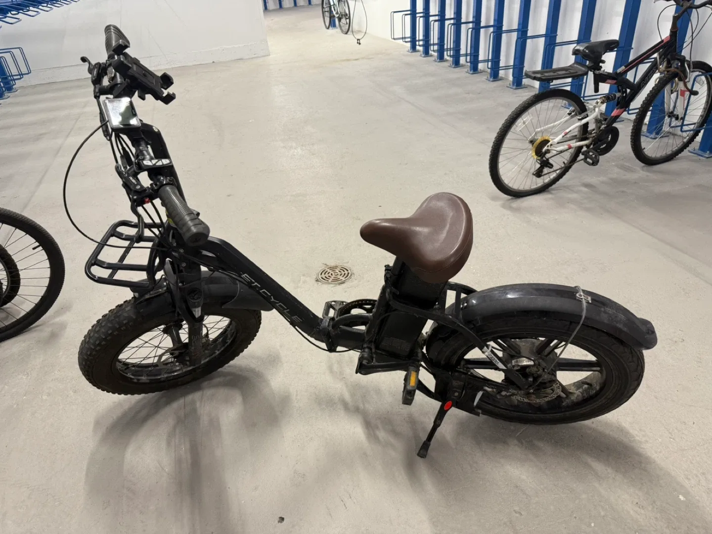 For Sale: ET Cycle Electric Bike – Excellent Condition image indicator(5)