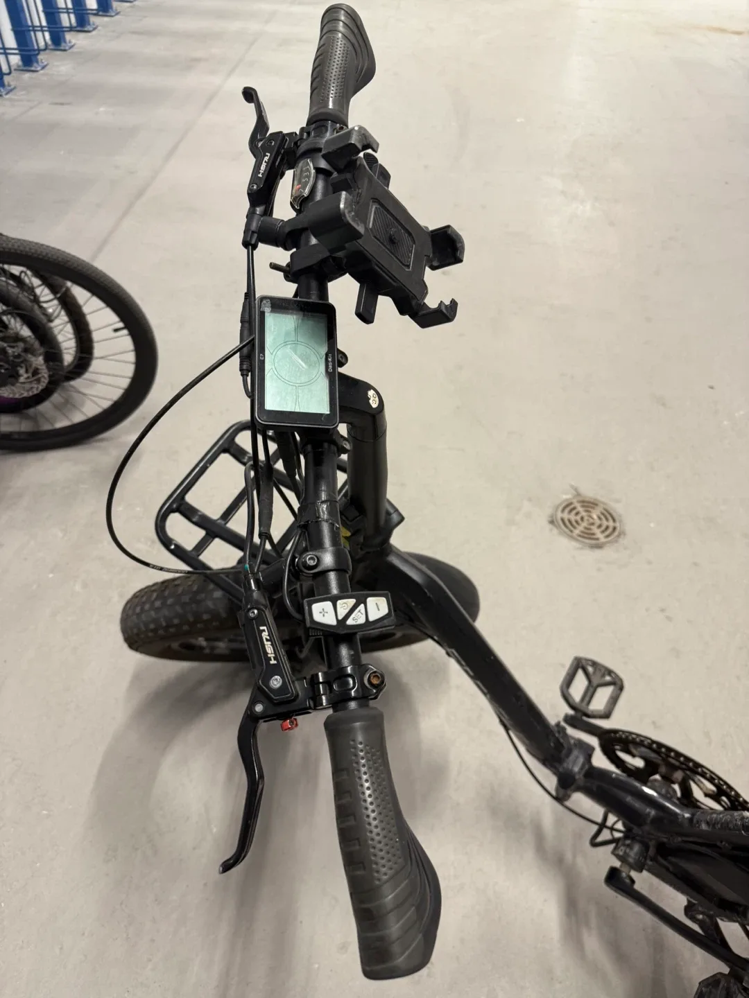 For Sale: ET Cycle Electric Bike – Excellent Condition image indicator(8)