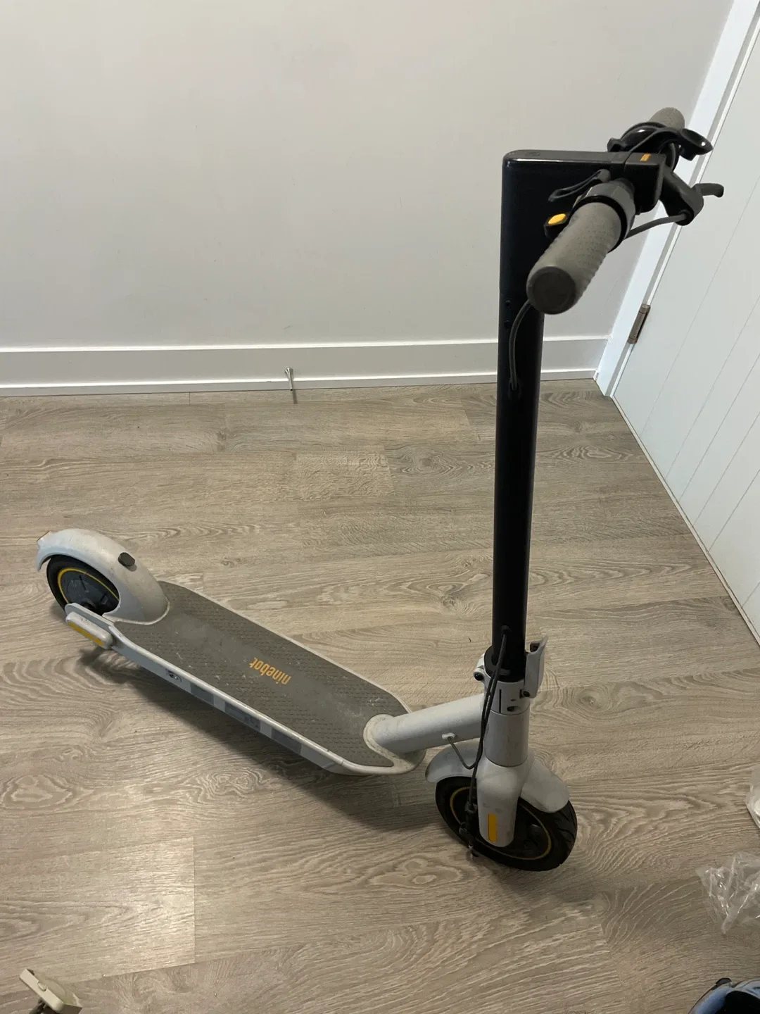 Ninebot Electric Scooter image indicator(4)