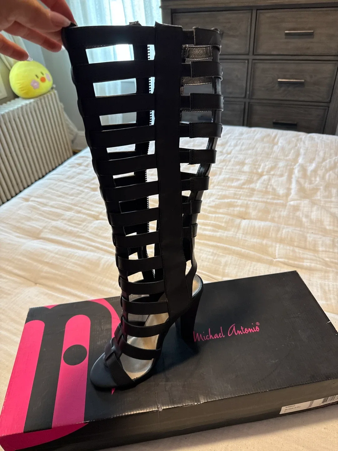 Michael Antonio Kimiko Black Heels Size 7