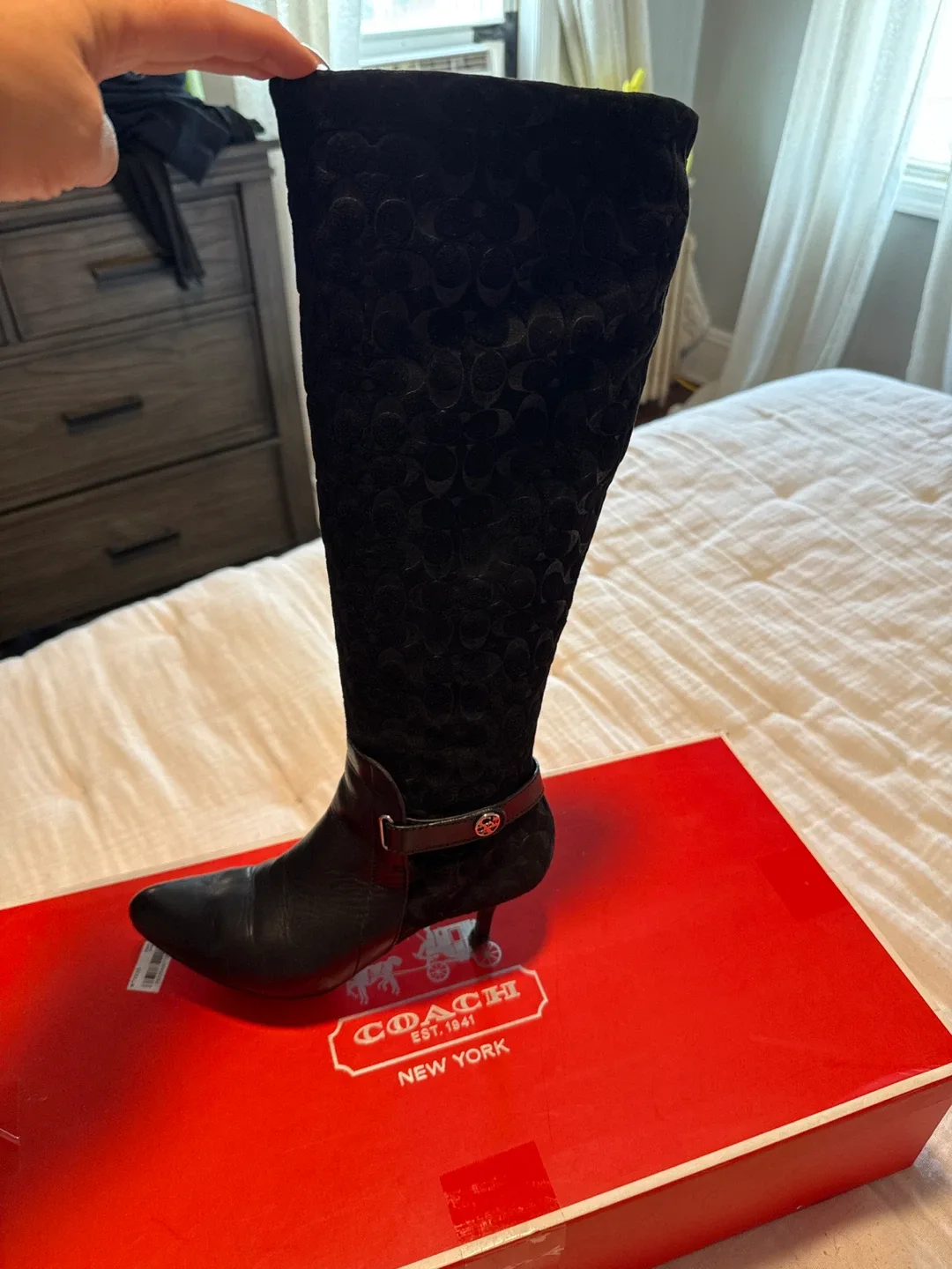 Coach Fara 8CM EMBS SDE/MAT CLF Black Boots - Size 7